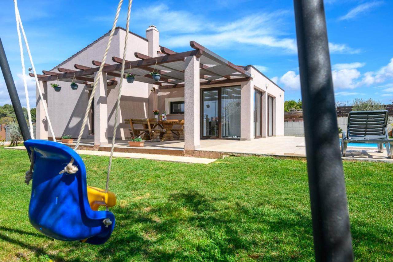 Bobo Family House With Pool Villa Vodnjan Ngoại thất bức ảnh