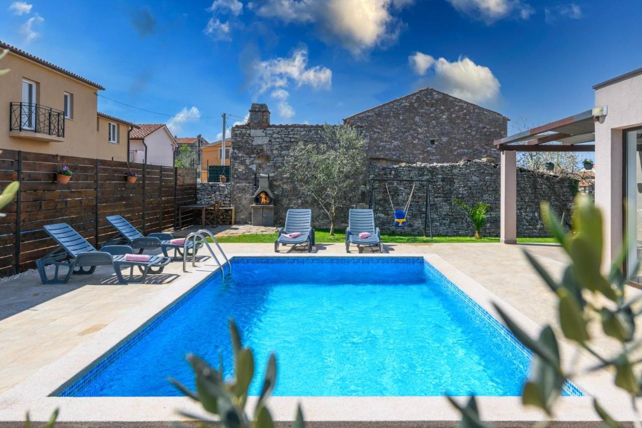 Bobo Family House With Pool Villa Vodnjan Ngoại thất bức ảnh